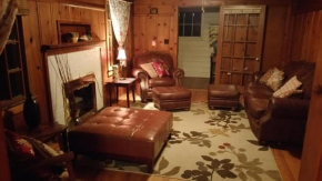  Historic Smarthouse - Charming, Comfy King  Кламат Фолс